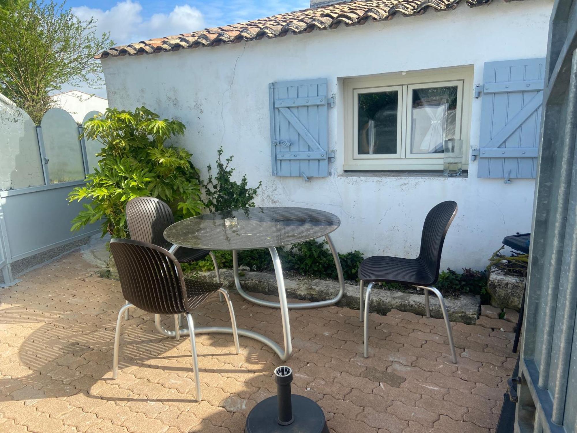 Petit Appartement Saint-Xandre Extérieur photo